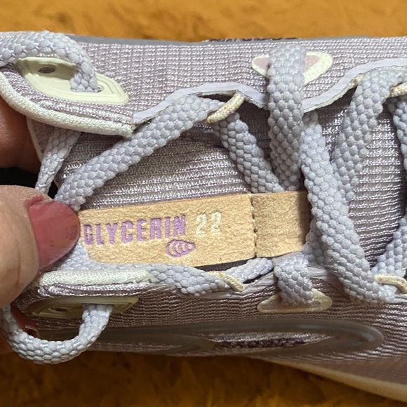 Brooks Women's Light Purple Sneakers - Picture 4 of 15